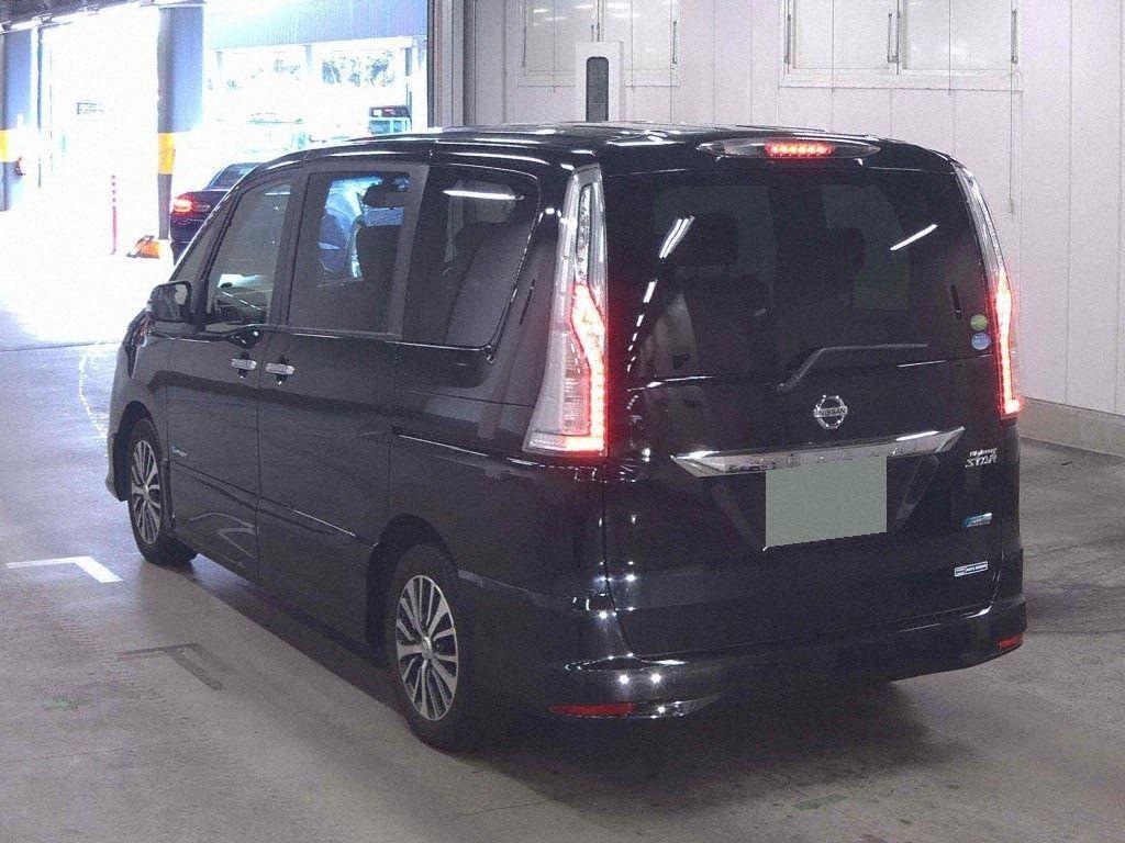 2014 Nissan SERENA