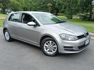 2013 Volkswagen Golf - Thumbnail