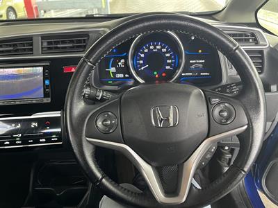 2016 Honda FIT - Thumbnail