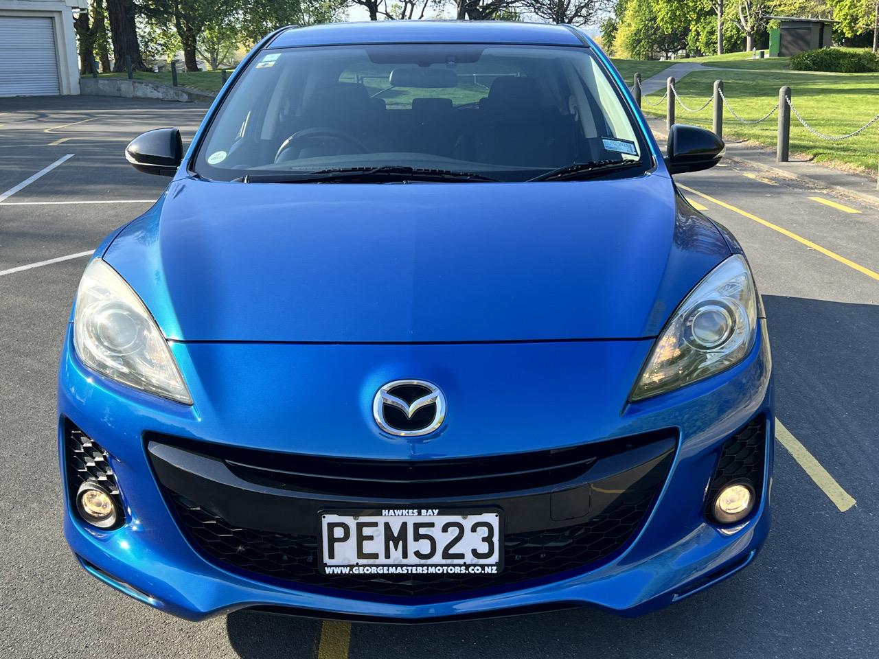 2013 Mazda AXELA