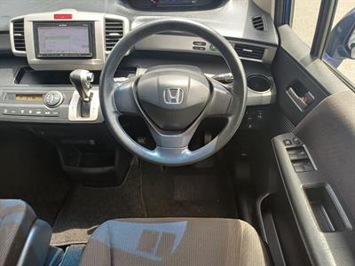 2012 Honda FREED - Thumbnail