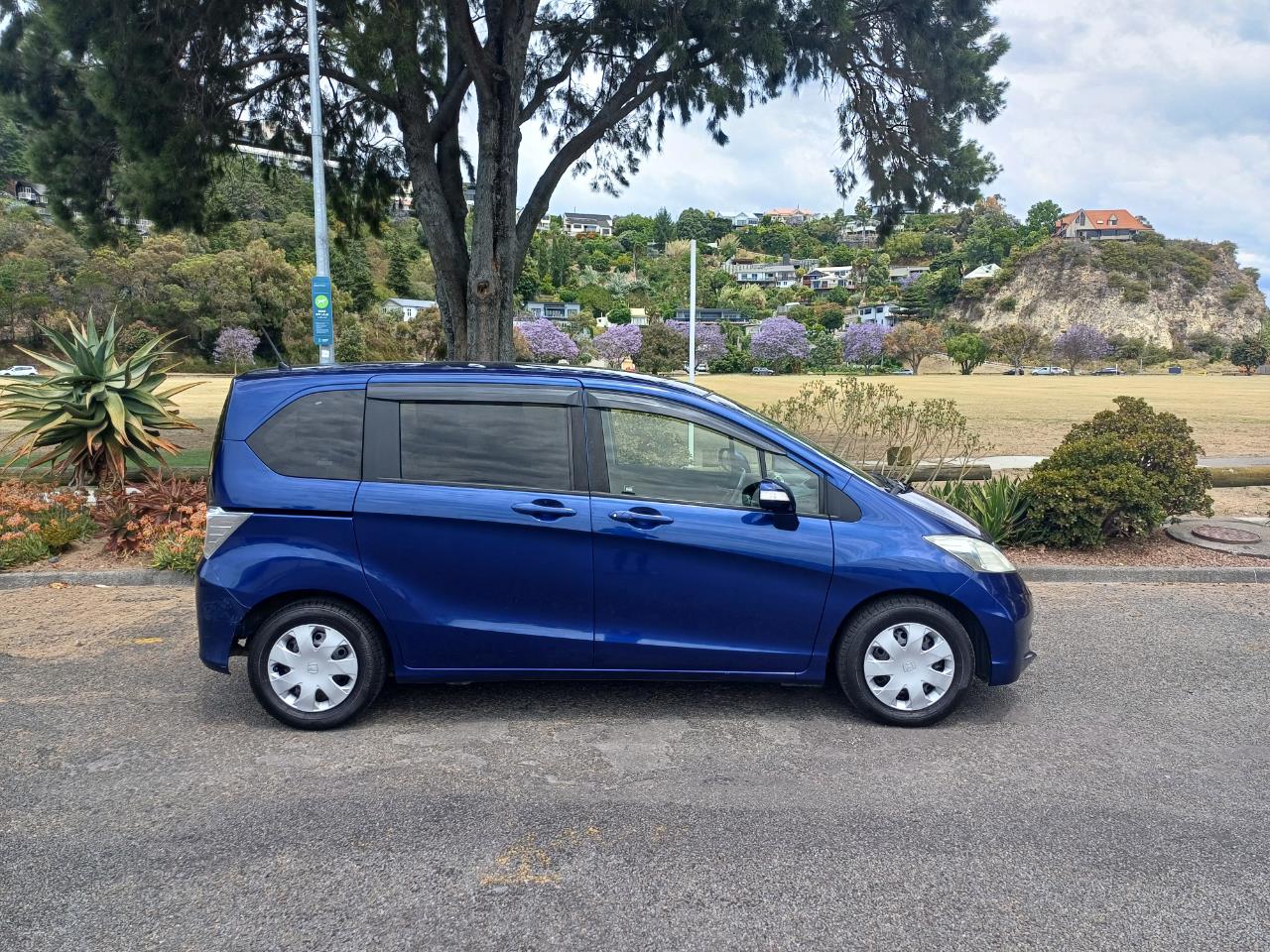 2012 Honda FREED