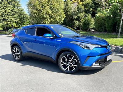 2017 Toyota C-HR - Thumbnail