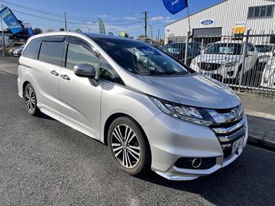 2015 Honda ODYSSEY - Thumbnail