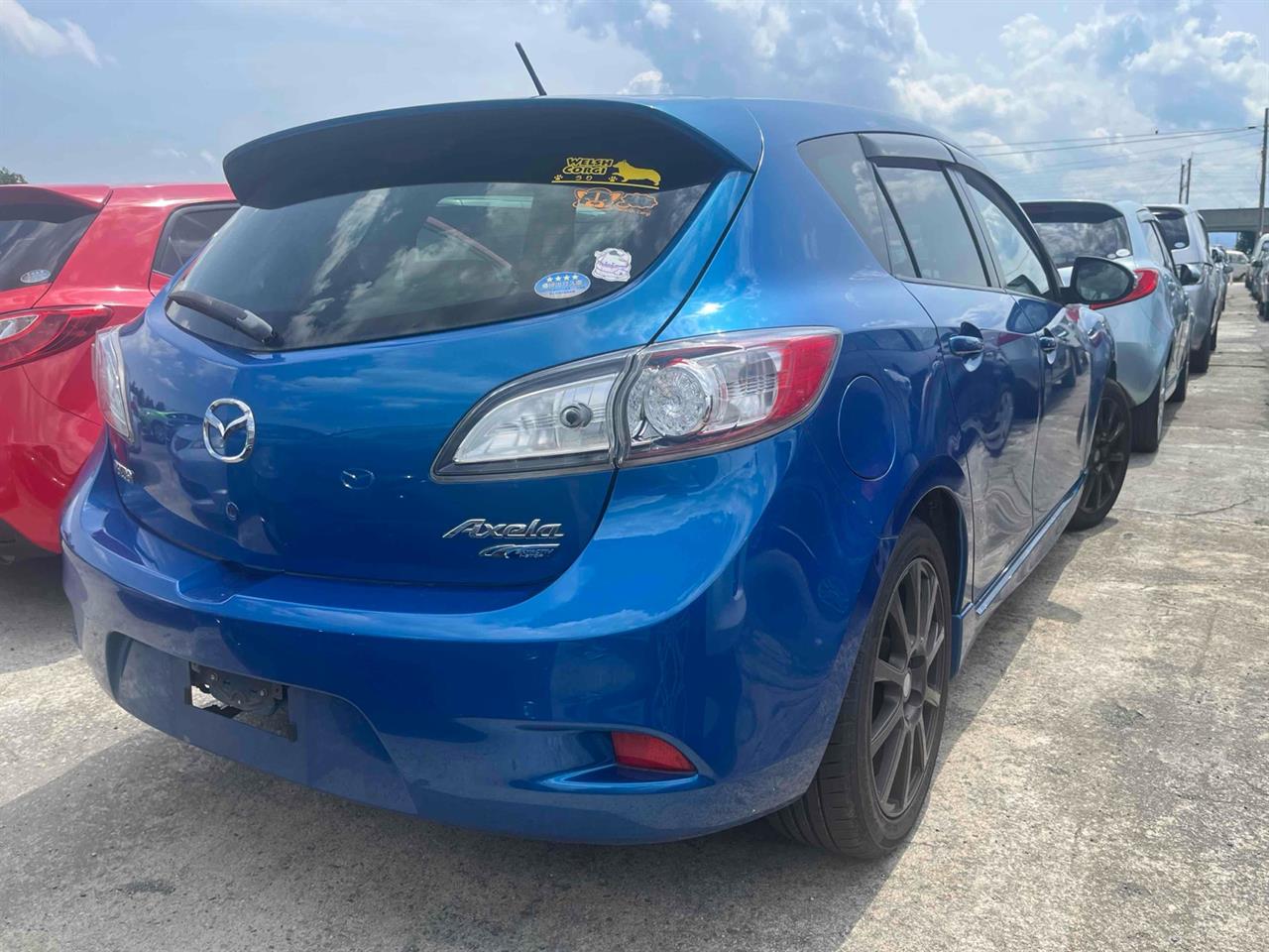 2012 Mazda AXELA