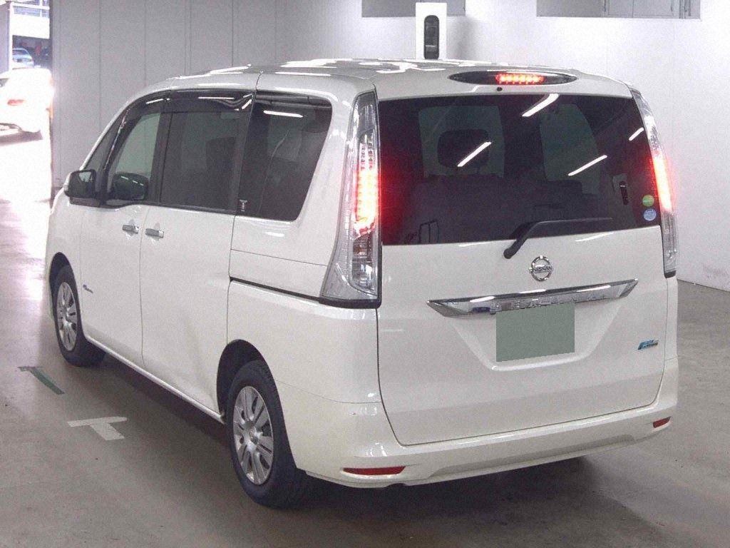 2016 Nissan SERENA