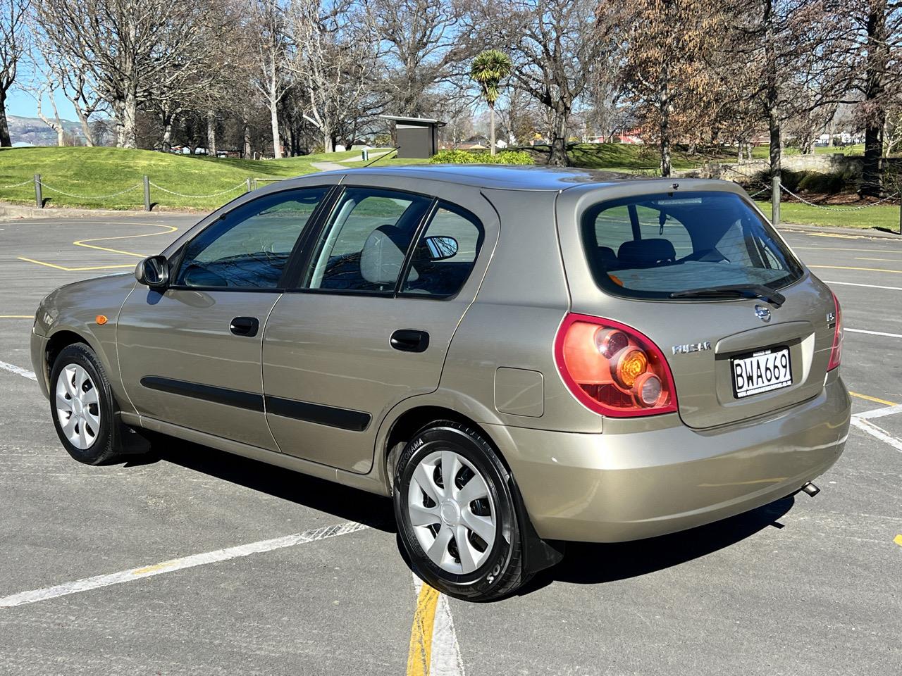 2004 Nissan Pulsar