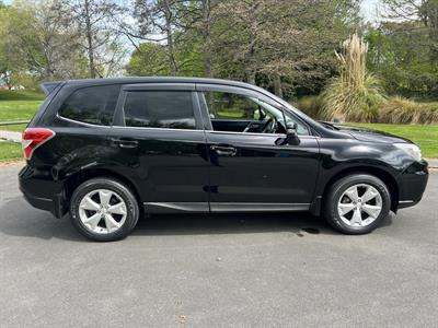 2014 Subaru FORESTER - Thumbnail