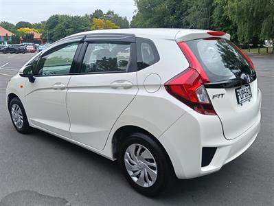 2015 Honda FIT - Thumbnail