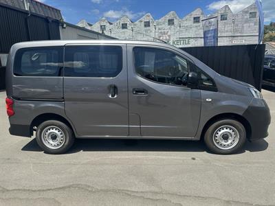 2021 Nissan NV200 - Thumbnail