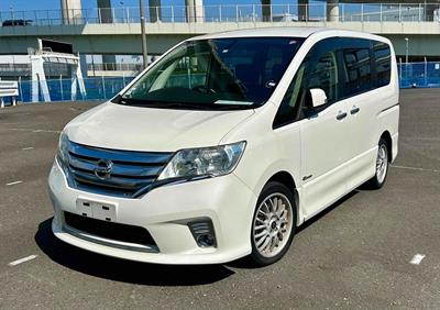 2013 Nissan SERENA - Thumbnail