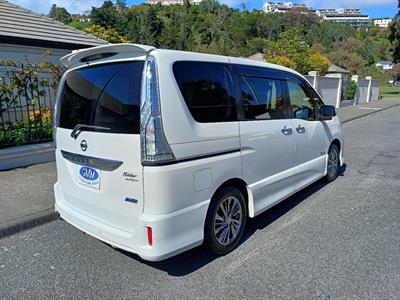 2014 Nissan SERENA - Thumbnail