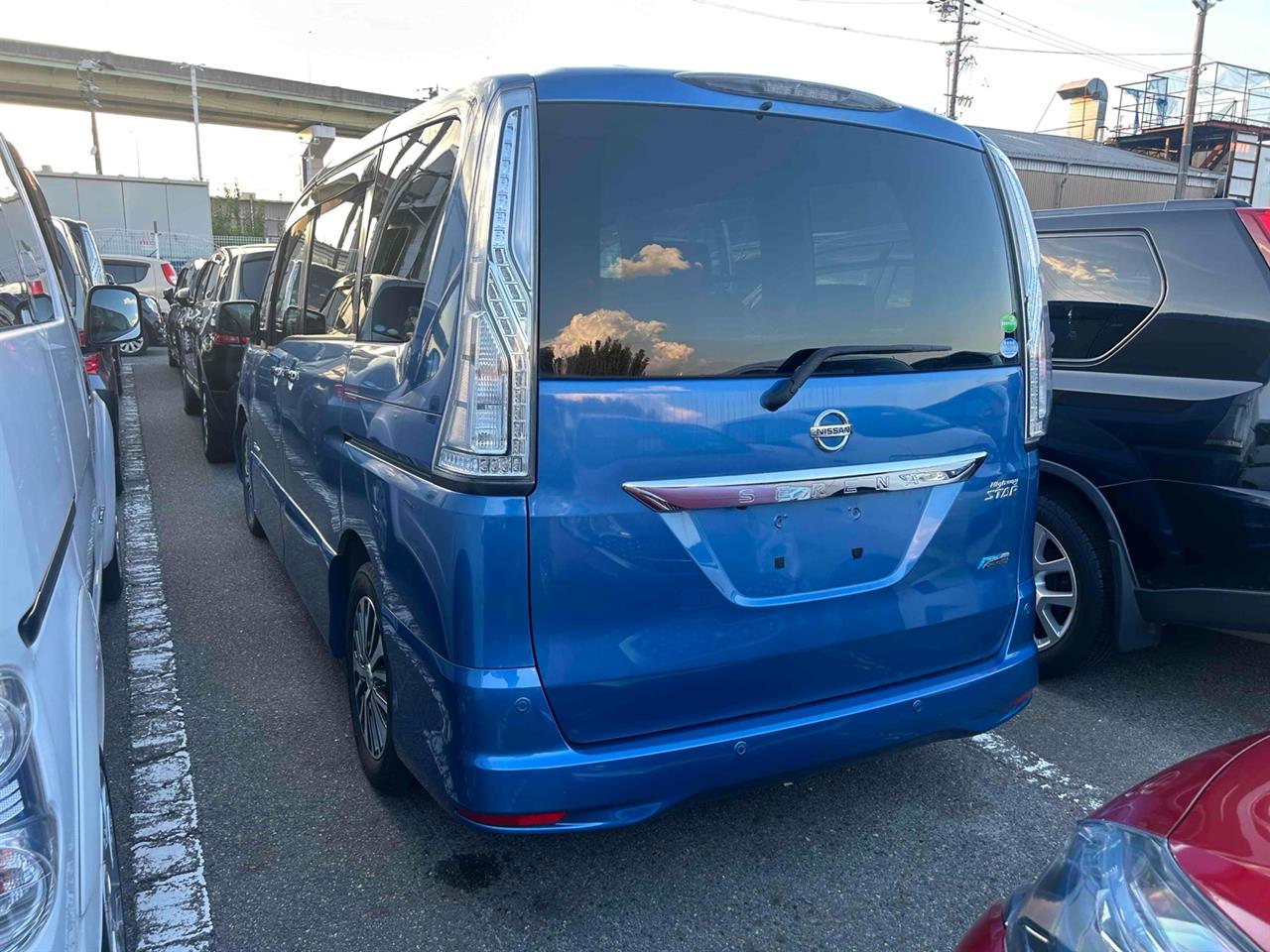 2015 Nissan SERENA