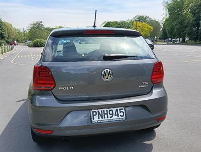 2015 Volkswagen Polo - Thumbnail