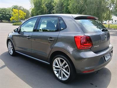 2015 Volkswagen Polo - Thumbnail