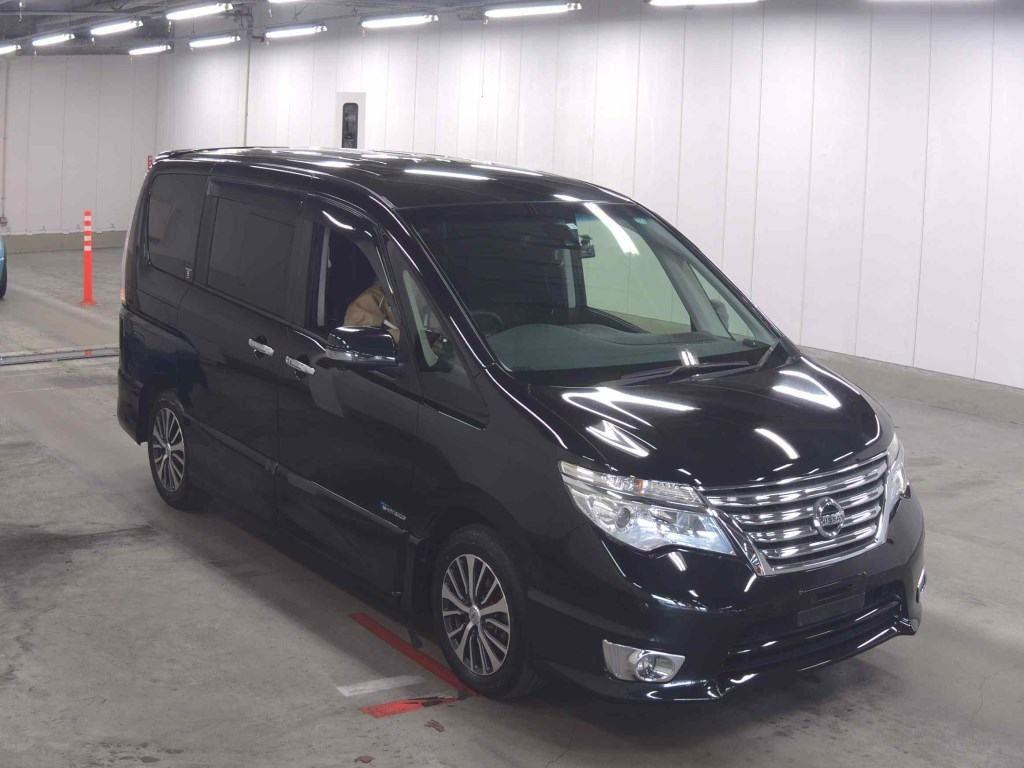 2016 Nissan SERENA