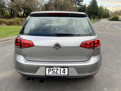 2013 Volkswagen Golf - Thumbnail