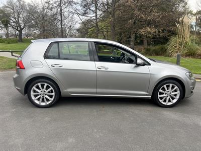 2013 Volkswagen Golf - Thumbnail